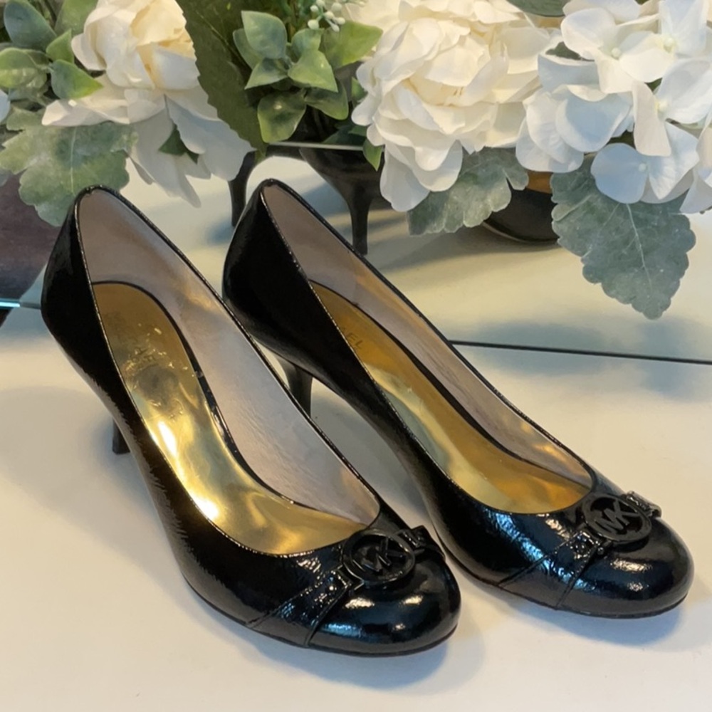 MICHAEL Michael Kors Black Patent Heels